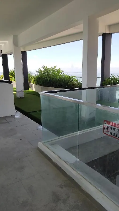 Urban Suites Jsw Studio 3 Rooms Commercial Condo Jelutong 0*,  Malásia